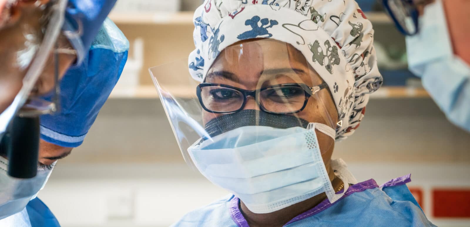 Un héros de la santé en Afrique : la chirurgienne Dr Odry
