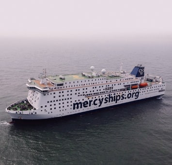 Navigation du Global Mercy en mer