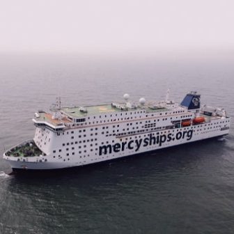Navigation du Global Mercy en mer